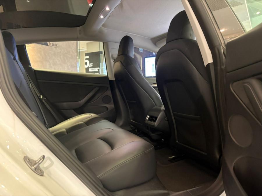 Model 3 SR Plus - Image 5